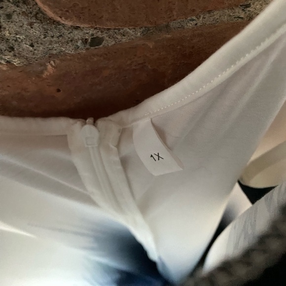 NWOT Elegant Black and White Straps Maxi Dress w/Full Flowing Skirt, Sleeveless - Picture 4 of 5